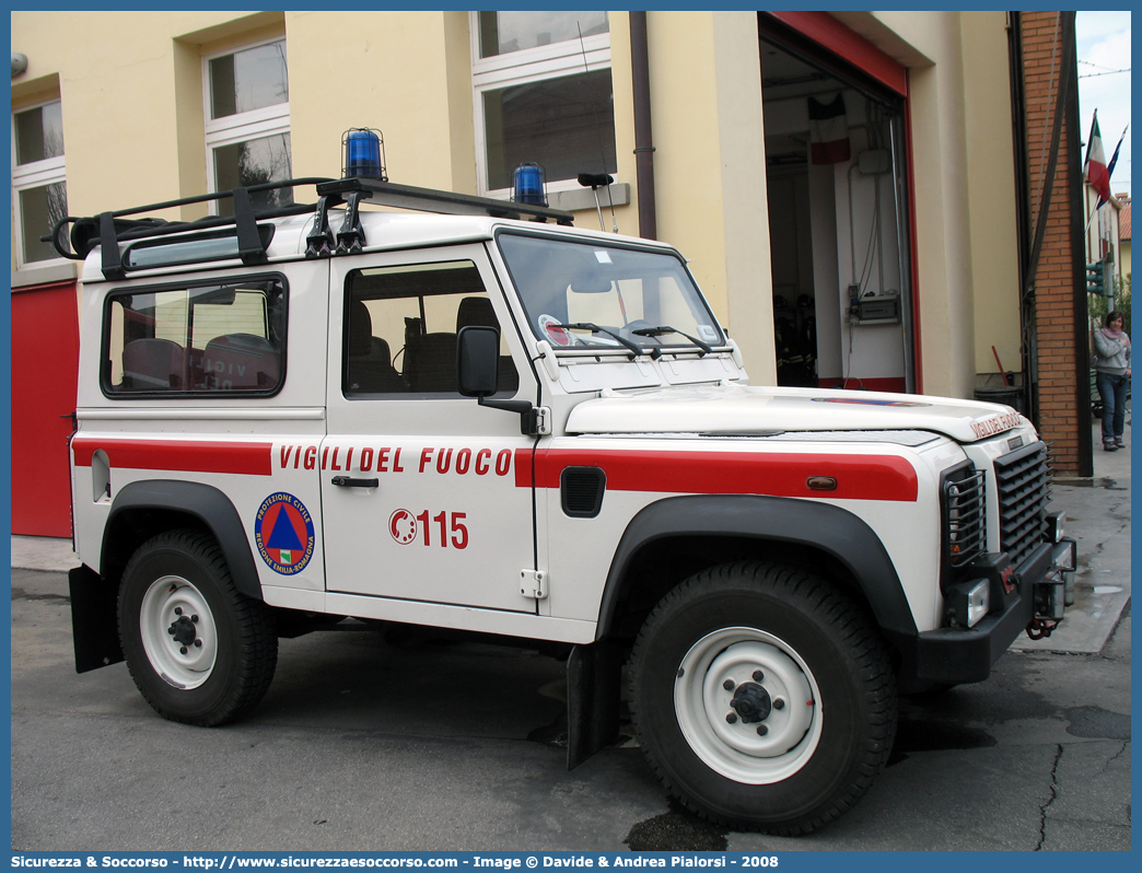 VF 22045
Corpo Nazionale Vigili del Fuoco
Land Rover Defender 90
Parole chiave: VF;VVF;V.F.;V.V.F.;Corpo;Nazionale;Vigili del Fuoco;Vigili;Fuoco;Land Rover;Defender;90;22045