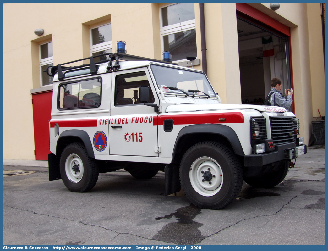 VF 22045
Corpo Nazionale Vigili del Fuoco
Land Rover Defender 90
Parole chiave: VF;VVF;V.F.;V.V.F.;Corpo;Nazionale;Vigili del Fuoco;Vigili;Fuoco;Land Rover;Defender;90;22045