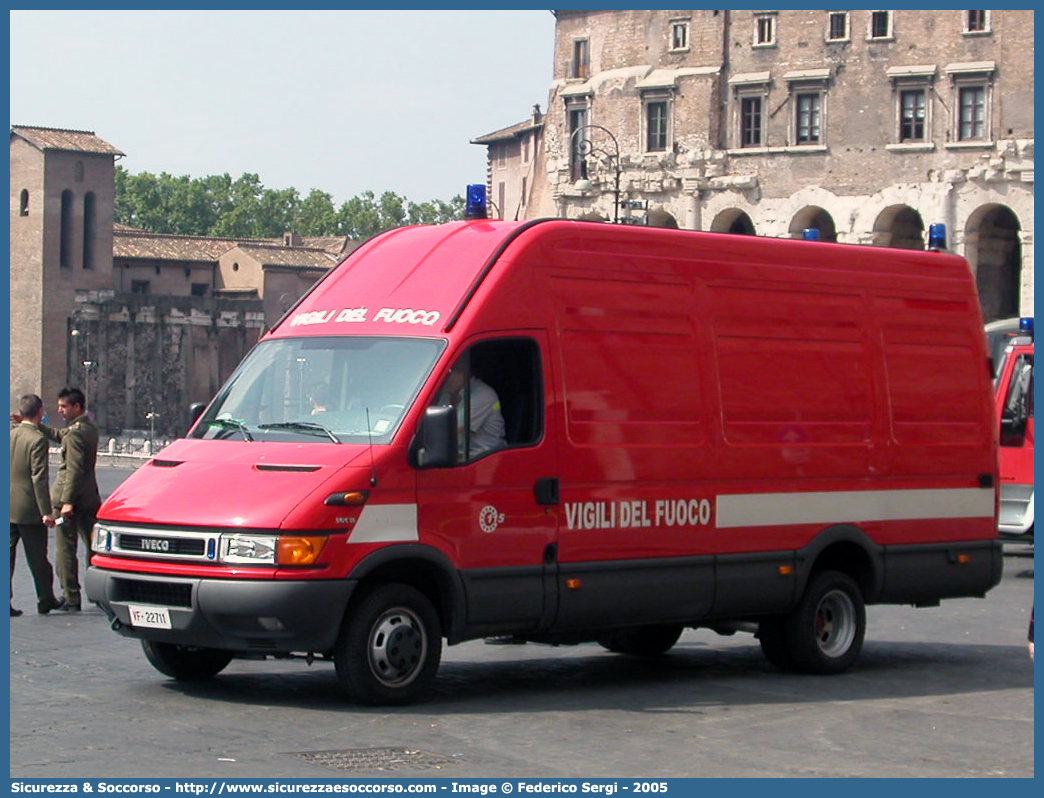 VF 22711
Corpo Nazionale Vigili del Fuoco
Iveco Daily 60C15 III serie
Parole chiave: VF;V.F.;VVF;V.V.F.;Corpo;Nazionale;Vigili del Fuoco;Iveco;Daily;60C15