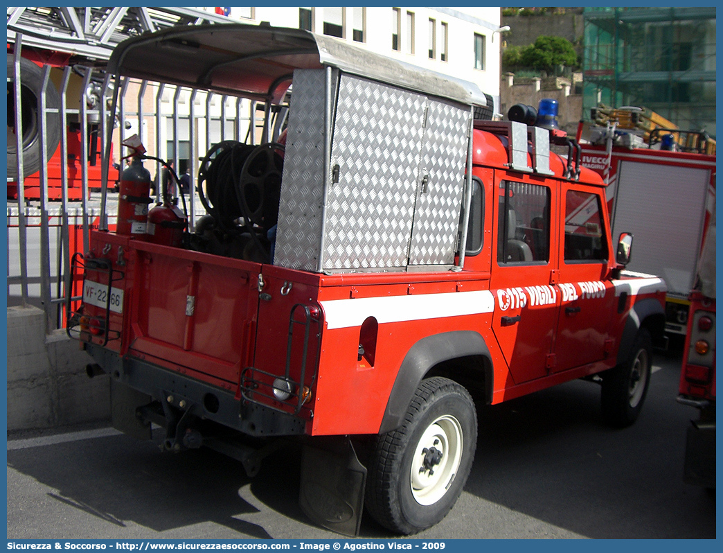 VF 22966
Corpo Nazionale Vigili del Fuoco
Land Rover Defender 110
Parole chiave: VF;VVF;V.F.;V.V.F.;Corpo;Nazionale;Vigili del Fuoco;Vigili;Fuoco;Land Rover;Defender;110