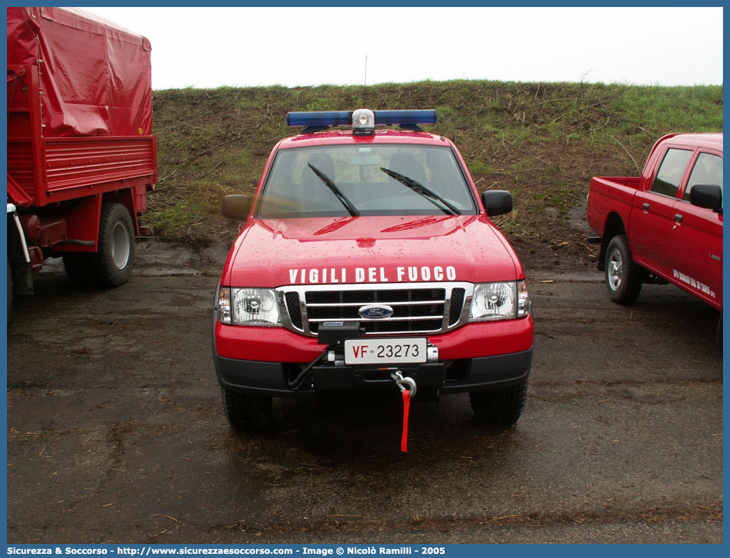 VF 23273
Corpo Nazionale Vigili del Fuoco
Ford Ranger I serie restyling
Parole chiave: VF;VVF;V.F.;V.V.F.;Corpo;Nazionale;Vigili del Fuoco;Vigili;Fuoco;Ford;Ranger