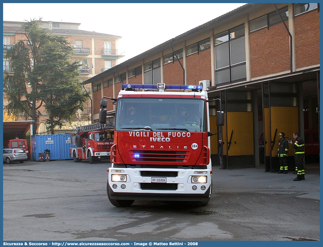 VF 23304
Corpo Nazionale Vigili del Fuoco
Iveco Magirus Stralis 
190S40 I serie "Active Fire"
Parole chiave: VVF;V.V.F.;Corpo;Nazionale;Vigili;del;Fuoco;AutoPompaSerbatoio;APS;A.P.S.;Iveco;Magirus;Stralis;190S40;Active;Fire