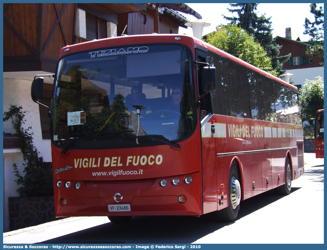 VF 23486
Corpo Nazionale Vigili del Fuoco
Irisbus Dallavia Tiziano
Parole chiave: VVF;V.V.F.;Corpo;Nazionale;Vigili;del;Fuoco;Irisbus;Dallavia;Tiziano