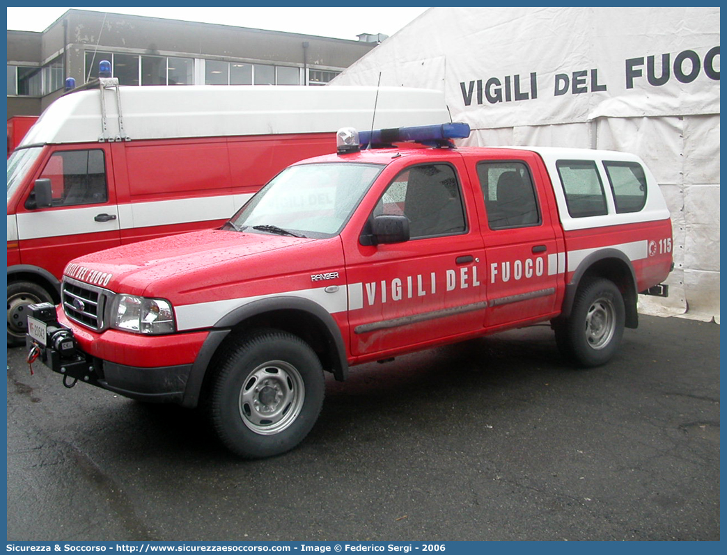 VF 23543
Corpo Nazionale Vigili del Fuoco
Ford Ranger I serie restyling
Parole chiave: VF;VVF;V.F.;V.V.F.;Corpo;Nazionale;Vigili del Fuoco;Vigili;Fuoco;Ford;Ranger