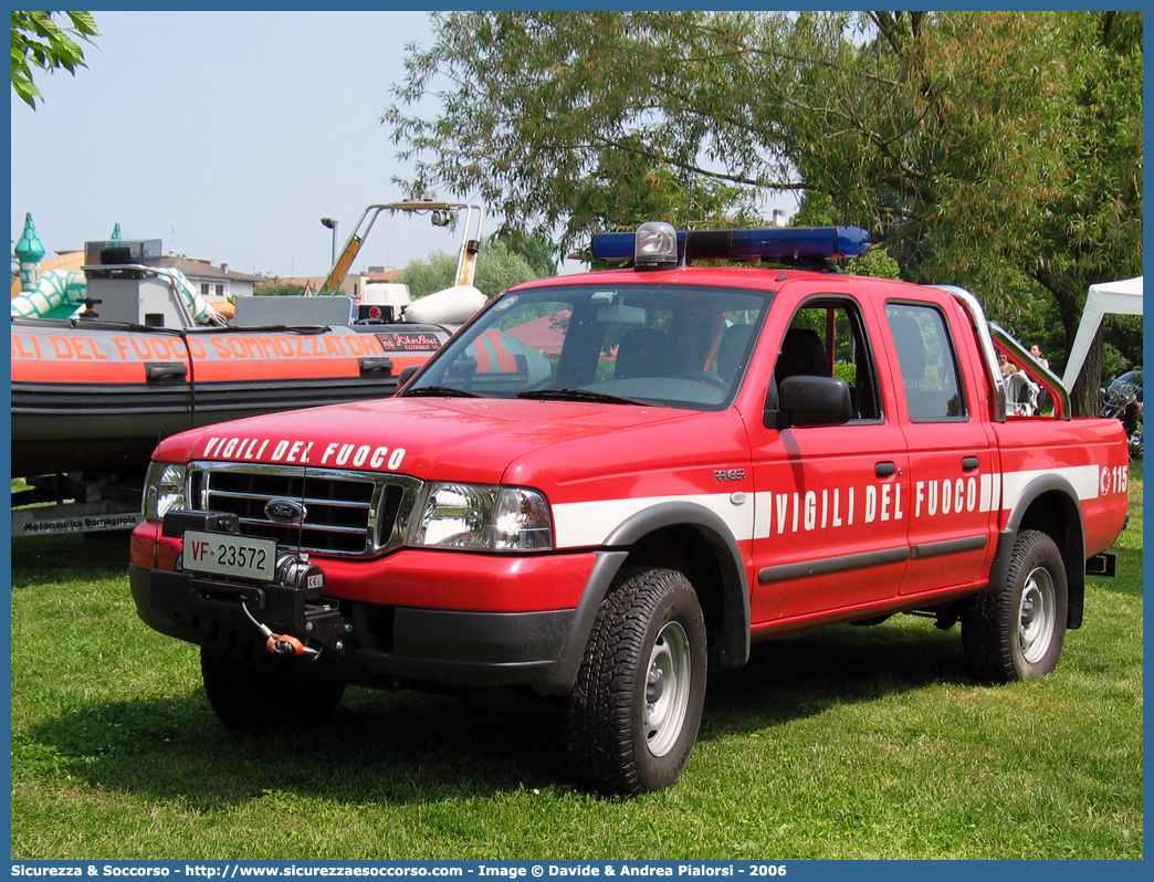 VF 23572
Corpo Nazionale Vigili del Fuoco
Ford Ranger I serie restyling
Parole chiave: VF;VVF;V.F.;V.V.F.;Corpo;Nazionale;Vigili del Fuoco;Vigili;Fuoco;Ford;Ranger