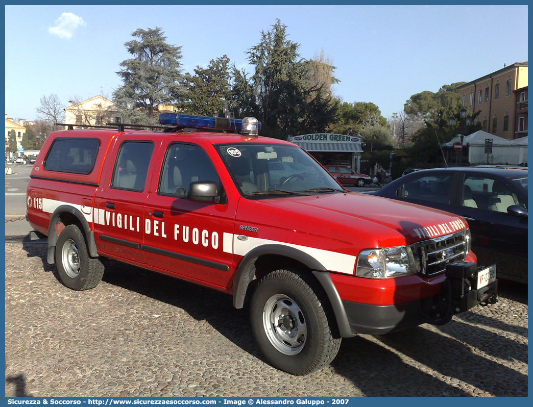 VF 23595
Corpo Nazionale Vigili del Fuoco
Ford Ranger I serie restyling
Parole chiave: VF;VVF;V.F.;V.V.F.;Corpo;Nazionale;Vigili del Fuoco;Vigili;Fuoco;Ford;Ranger