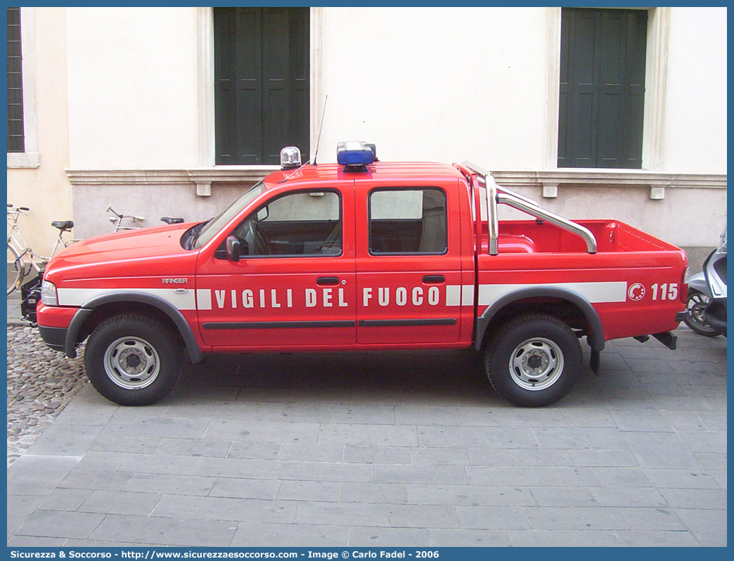 VF 23595
Corpo Nazionale Vigili del Fuoco
Ford Ranger I serie restyling
Parole chiave: VF;VVF;V.F.;V.V.F.;Corpo;Nazionale;Vigili del Fuoco;Vigili;Fuoco;Ford;Ranger