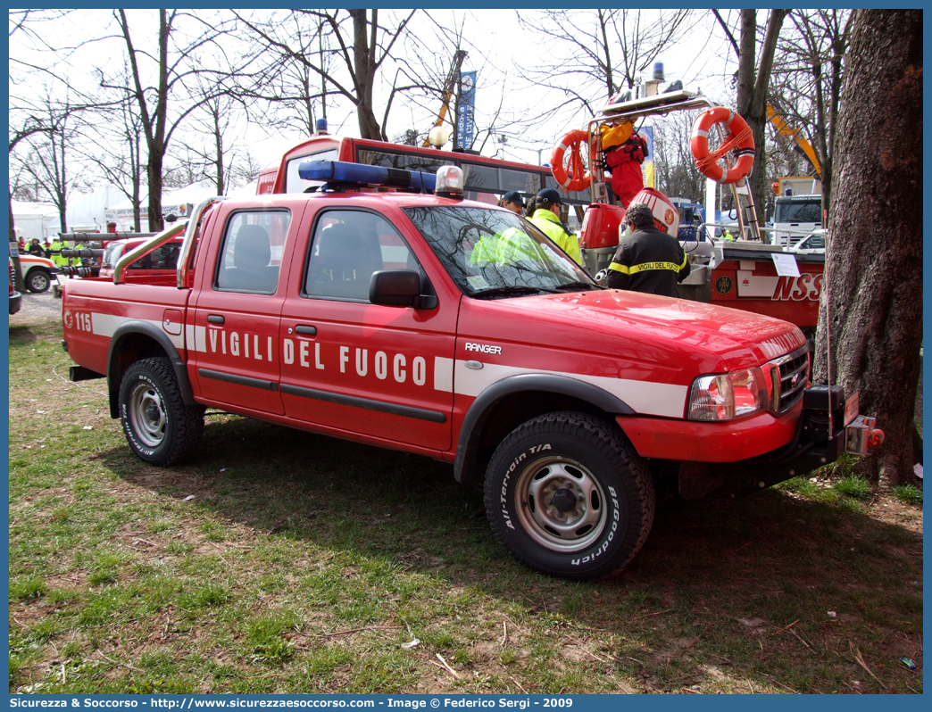 VF 23633
Corpo Nazionale Vigili del Fuoco
Ford Ranger I serie restyling
Parole chiave: VVF;V.V.F.;Corpo;Nazionale;Vigili;del;Fuoco;Ford;Ranger