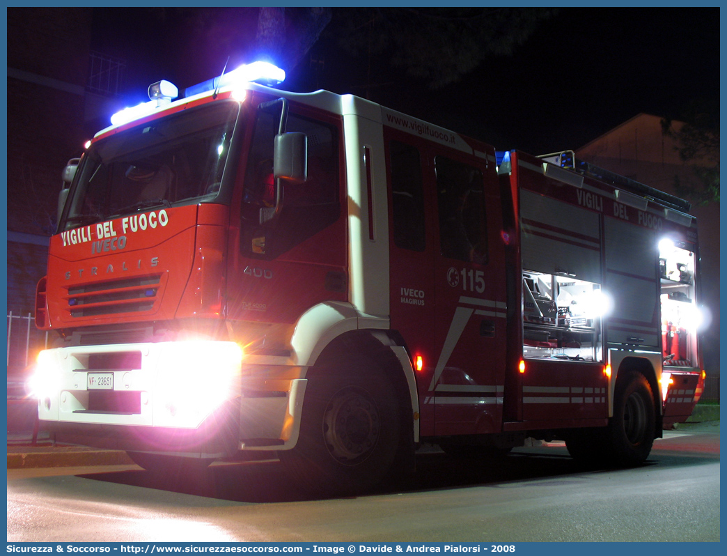 VF 23651
Corpo Nazionale Vigili del Fuoco
Iveco Magirus Stralis 
190S40 I serie "Active Fire"
Parole chiave: VVF;V.V.F.;Corpo;Nazionale;Vigili;del;Fuoco;AutoPompaSerbatoio;APS;A.P.S.;Iveco;Magirus;Stralis;190S40;Active;Fire