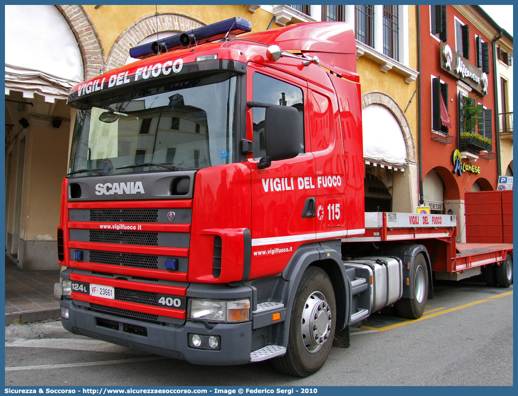 VF 23661
Corpo Nazionale Vigili del Fuoco
Scania 124L 400
Parole chiave: VF;V.F.;VVF;V.V.F.;Corpo;Nazionale;Vigili del Fuoco;Vigili;Fuoco;Autocarro;Autofurgone;Scania;124L;400