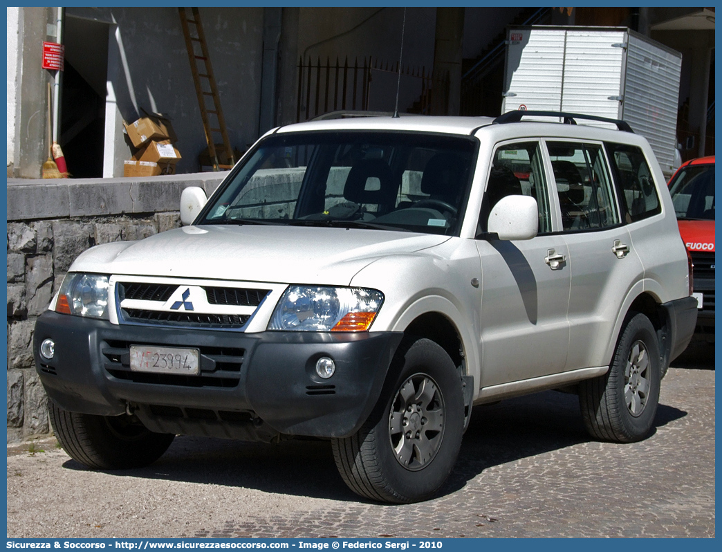 VF 23994
Corpo Nazionale Vigili del Fuoco
Mitsubishi Pajero LWB III serie restyling
Parole chiave: VF;VVF;V.F.;V.V.F.;Corpo;Nazionale;Vigili del Fuoco;Vigili;Fuoco;Mitsubishi;Pajero;LWB