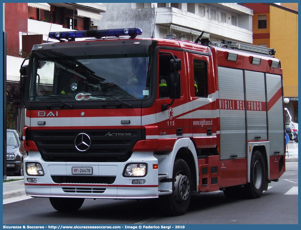 VF24478
Corpo Nazionale Vigili del Fuoco
Mercedes Benz Actros 1841
Allestitore BAI S.r.l.
Parole chiave: VVF;V.V.F.;Corpo;Nazionale;Vigili;del;Fuoco;AutoPompaSerbatoio;APS;A.P.S.;Mercedes Benz;Actros;1841;BAI