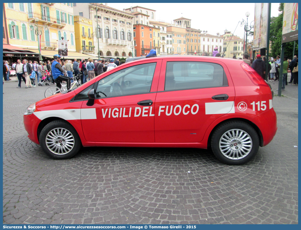 VF 24673
Corpo Nazionale Vigili del Fuoco
Fiat Grande Punto
Parole chiave: VVF;V.V.F.;Corpo;Nazionale;Vigili;del;Fuoco;Fiat;Grande;Punto