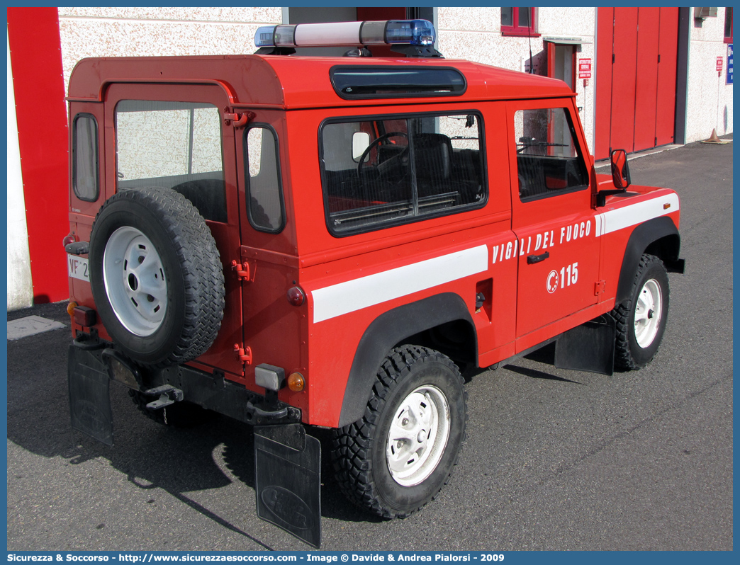 VF 25300
Corpo Nazionale Vigili del Fuoco
Land Rover Defender 90
Parole chiave: VF;VVF;V.F.;V.V.F.;Corpo;Nazionale;Vigili del Fuoco;Vigili;Fuoco;Land Rover;Defender;90;25300