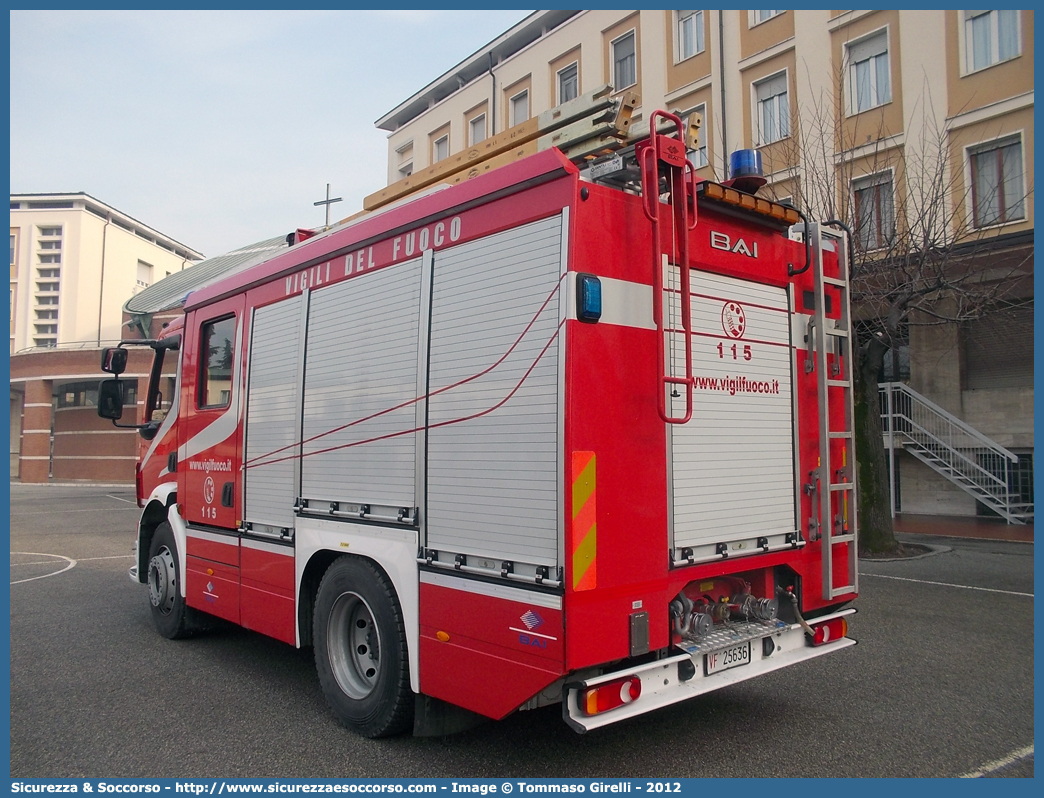 VF 25636
Corpo Nazionale Vigili del Fuoco
Volvo FL280/FL290 III serie
Allestitore BAI S.r.l.
Parole chiave: VVF;V.V.F.;Corpo;Nazionale;Vigili;del;Fuoco;APS;A.P.S.;AutoPompaSerbatoio;AutoPompa;Volvo;FL;280;290;FL280;FL290;BAI