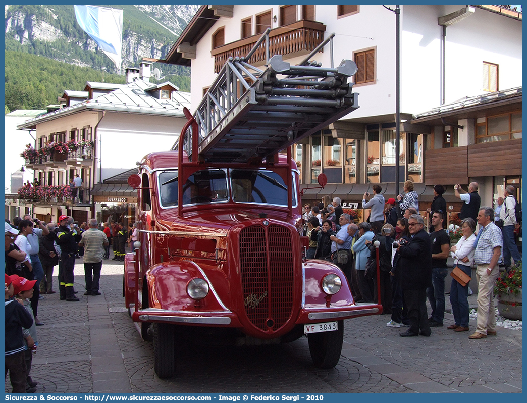 VF 3843
Corpo Nazionale Vigili del Fuoco
Alfa Romeo 500
Allestitore Magirus
Parole chiave: VVF;V.V.F.;Corpo;Nazionale;Vigili;del;Fuoco;AutoScala;AS;Alfa;Romeo;500;Magirus