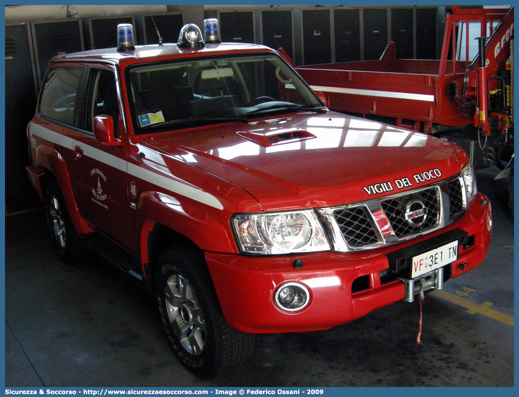 VF 3E1TN
Corpo Permanente dei Vigili del Fuoco Trento
Nissan Patrol III serie
Parole chiave: VF;V.F.;Vigili del Fuoco;Vigili;Fuoco;Corpo;Permanente;Trento;Nissan;Patrol