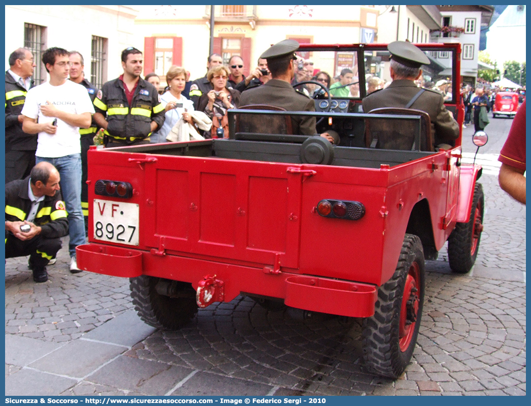 VF 8927
Corpo Nazionale Vigili del Fuoco
Alfa Romeo Matta
Parole chiave: VVF;V.V.F.;Corpo;Nazionale;Vigili;del;Fuoco;Alfa;Romeo;Matta