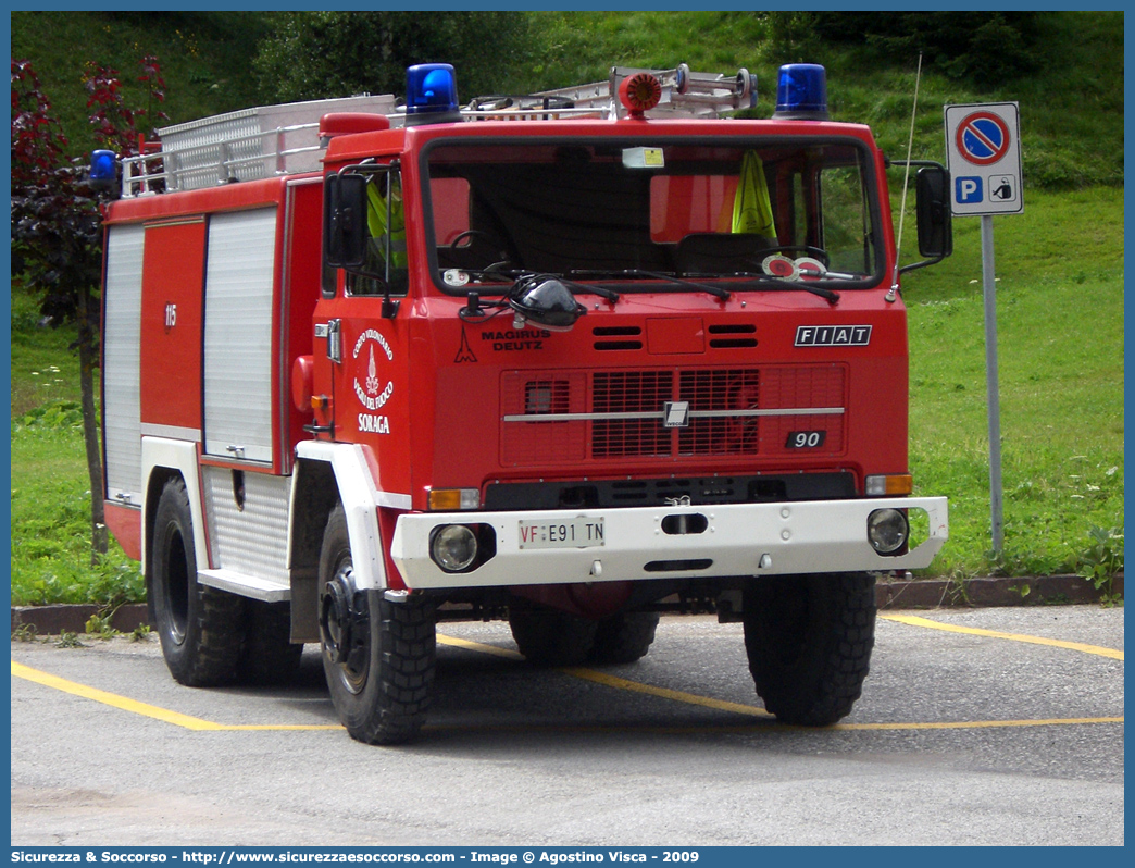 VF E91TN
Corpo Volontario Vigili del Fuoco Soraga
Iveco 90PC
Allestitore Magirus-Deutz
Parole chiave: VF;V.F.;Vigili del Fuoco;Vigili;Fuoco;Corpo;Volontario;Soraga;Iveco;90PC;90;PC;Magirus;Deutz