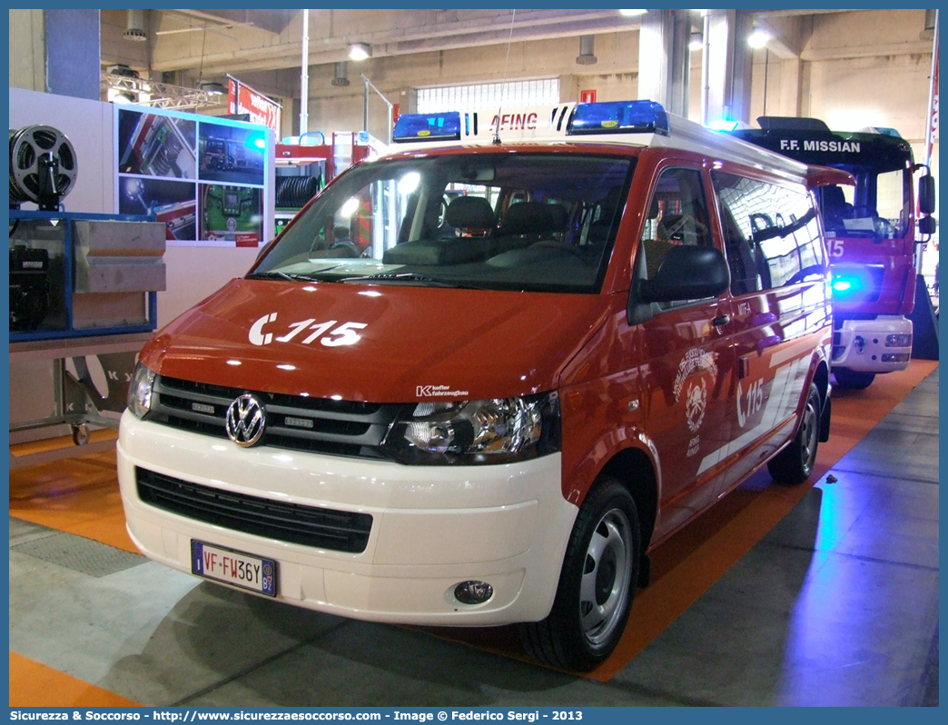 VF FW361
Vigili del Fuoco Volontari Avinga
Freiwillige Feuerwehr Afing
Volkswagen Transporter T5 restyling
Parole chiave: VF;VFV;V.F.;V.F.V.;Vigili;Fuoco;Volontari;Freiwillige;Feuerwehr;Avinga;Afing;Volkswagen;Transporter;T5