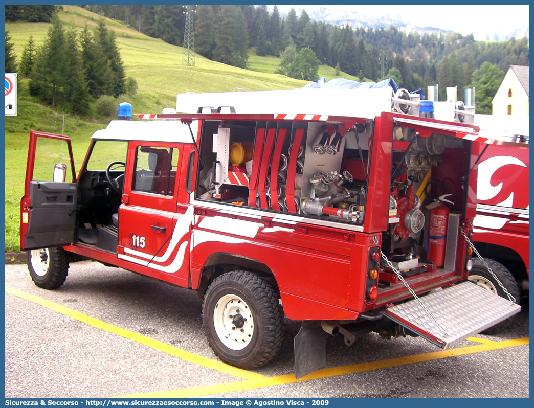 VF H96TN
Corpo Volontario Vigili del Fuoco Soraga
Land Rover Defender 130
Allestitore Kofler Fahrzeugbau S.n.c.
Parole chiave: VF;V.F.;Vigili del Fuoco;Vigili;Fuoco;Corpo;Volontario;Soraga;Land Rover;Defender;130;Kofler;Fahrzeugbau