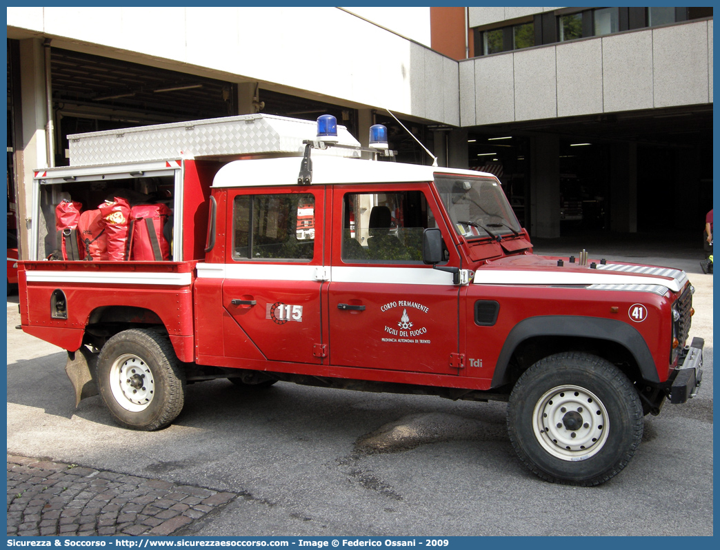 VF J36TN
Corpo Permanente dei Vigili del Fuoco Trento
Nucleo Soccorsi Speciali
Land Rover Defender 130
Allestitore Kofler Fahrzeugbau S.n.c.
Parole chiave: VF;V.F.;Vigili del Fuoco;Vigili;Fuoco;Corpo;Permanente;Trento;Nucleo;Soccorsi;Speciali;Land;Rover;Defender;130;Kofler;Fahrzeugbau