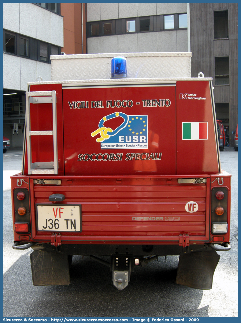 VF J36TN
Corpo Permanente dei Vigili del Fuoco Trento
Nucleo Soccorsi Speciali
Land Rover Defender 130
Allestitore Kofler Fahrzeugbau S.n.c.
Parole chiave: VF;V.F.;Vigili del Fuoco;Vigili;Fuoco;Corpo;Permanente;Trento;Nucleo;Soccorsi;Speciali;Land;Rover;Defender;130;Kofler;Fahrzeugbau