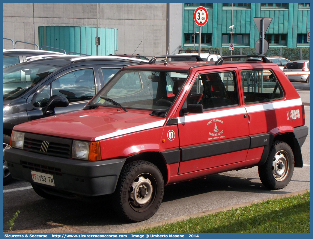 VF Y89TN
Corpo Permanente dei Vigili del Fuoco Trento
Fiat Panda 4x4 II serie

Parole chiave: VF;V.F.;Vigili del Fuoco;Vigili;Fuoco;Corpo;Permanente;Trento;Fiat;Panda;4x4