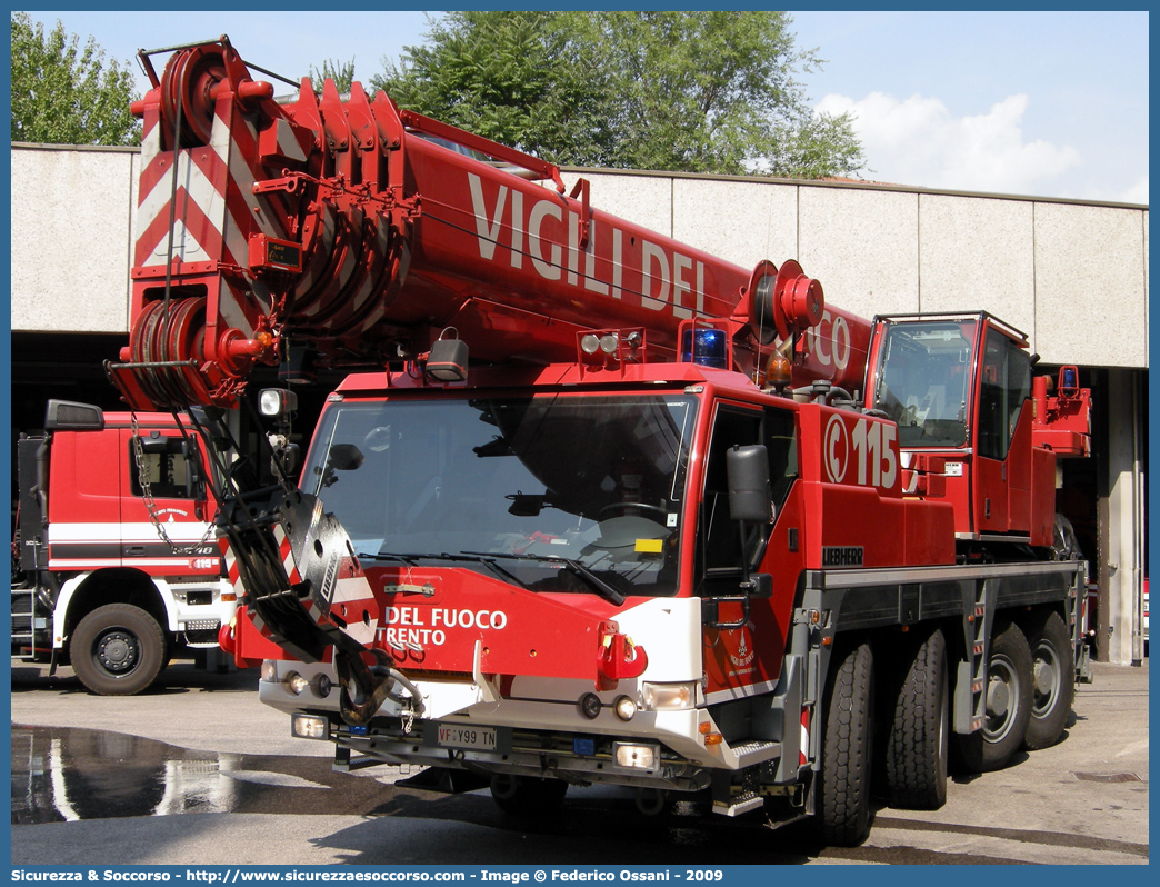 VF Y99TN
Corpo Permanente dei Vigili del Fuoco Trento
Liebherr LTM 1070-4.1
Parole chiave: VF;V.F.;Vigili del Fuoco;Vigili;Fuoco;Corpo;Permanente;Trento;Liebherr;LTM;1070;4.1