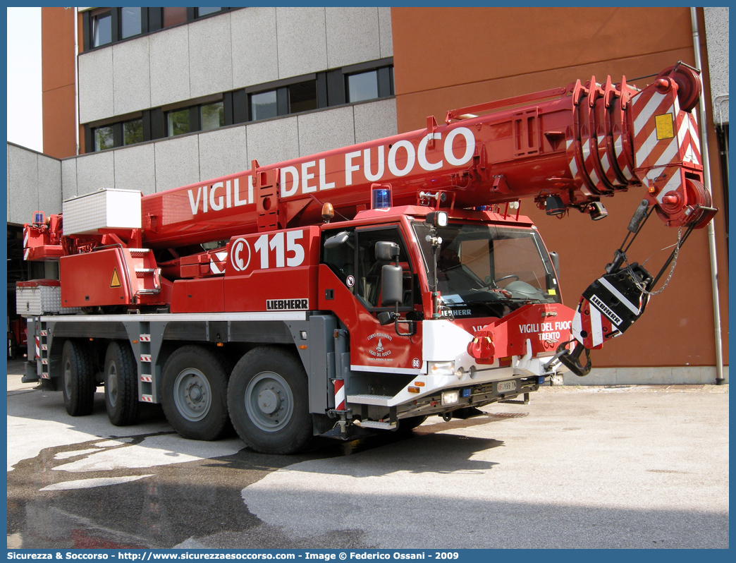 VF Y99TN
Corpo Permanente dei Vigili del Fuoco Trento
Liebherr LTM 1070-4.1
Parole chiave: VF;V.F.;Vigili del Fuoco;Vigili;Fuoco;Corpo;Permanente;Trento;Liebherr;LTM;1070;4.1