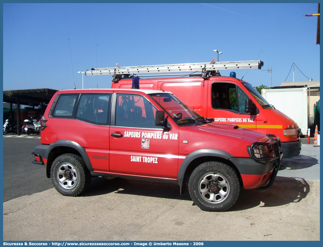 VTT -
République Française
Saint Tropez
Véhicule Tout Terrain 
Nissan Terrano II generation
Parole chiave: République;Française;SDIS;S.D.I.S.;Service;Départemental;Incendie;Secours;83;Saint;Tropez;VTT;Véhicule;Tous;Terrain;Nissan;Terrano