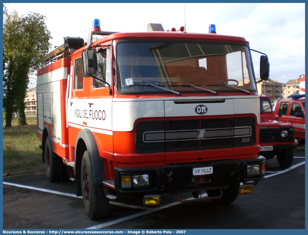 VF 11663
Corpo Nazionale Vigili del Fuoco
Iveco/OM 160
Allestitore Baribbi S.p.A.
Parole chiave: VVF;V.V.F.;Corpo;Nazionale;Vigili;del;Fuoco;AutoPompaSerbatoio;APS;A.P.S.;Iveco;OM;160;Baribbi