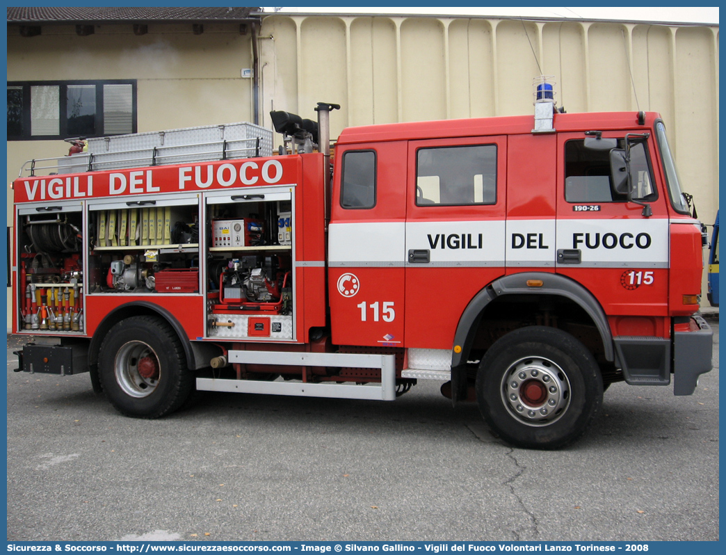 VF 20208
Corpo Nazionale Vigili del Fuoco
Iveco 190-26
Allestitore BAI S.r.l.
Parole chiave: VVF;V.V.F.;Corpo;Nazionale;Vigili;del;Fuoco;AutoPompaSerbatoio;APS;A.P.S.;Iveco;190;26;190-26;BAI