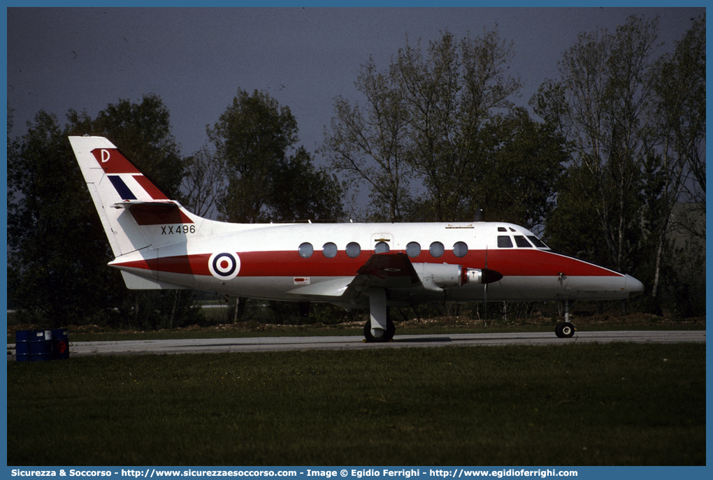 XX496
United Kingdom of Great Britain and Northern Ireland
Royal Air Force
Scottish Aviation HP-137 Jetstream T.1
Parole chiave: United;Kingdom;Great;Britain;Northern;Ireland;Royal;Air;Force;Scottish;Aviation;HP;137;Jetstream;T.1;T1