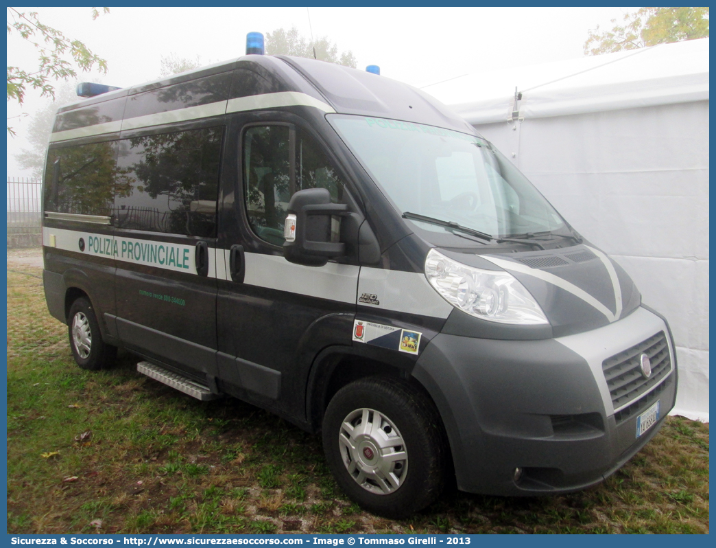 Polizia Locale YA658AD
Polizia Provinciale
Provincia di Verona
Fiat Ducato III serie
Parole chiave: Polizia;Locale;Provinciale;Verona;Fiat;Ducato;X250;YA658AD;YA 658 AD