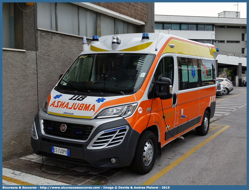 BRAVO 11
118 Romagna Soccorso
Ambito Territoriale di Rimini
Fiat Ducato III serie restyling
Allestitore Aricar S.p.A.
Parole chiave: 118;Romagna;Soccorso;Rimini;Ambulanza;Fiat;Ducato;X290;Aricar