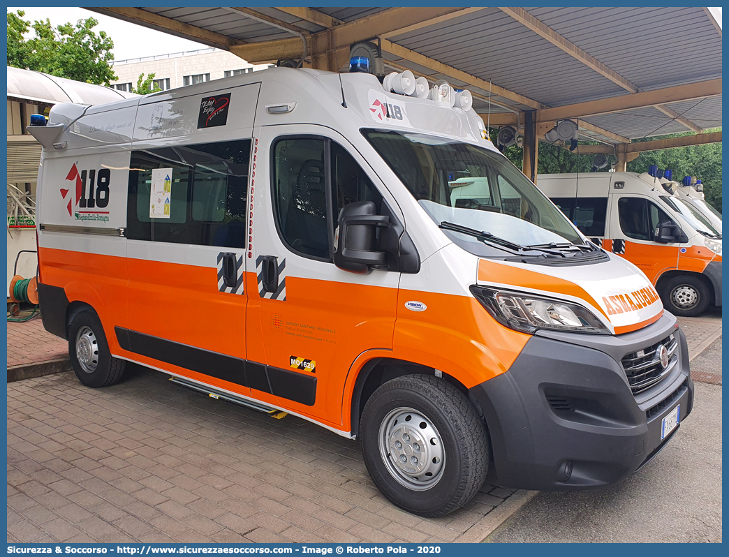 MO 1629
118 Modena Soccorso
Fiat Ducato III serie II restyling
Allestitore Vision S.r.l.
Parole chiave: 118;Modena;Soccorso;Ambulanza;Autoambulanza;Fiat;Ducato;X290;X 290;Vision