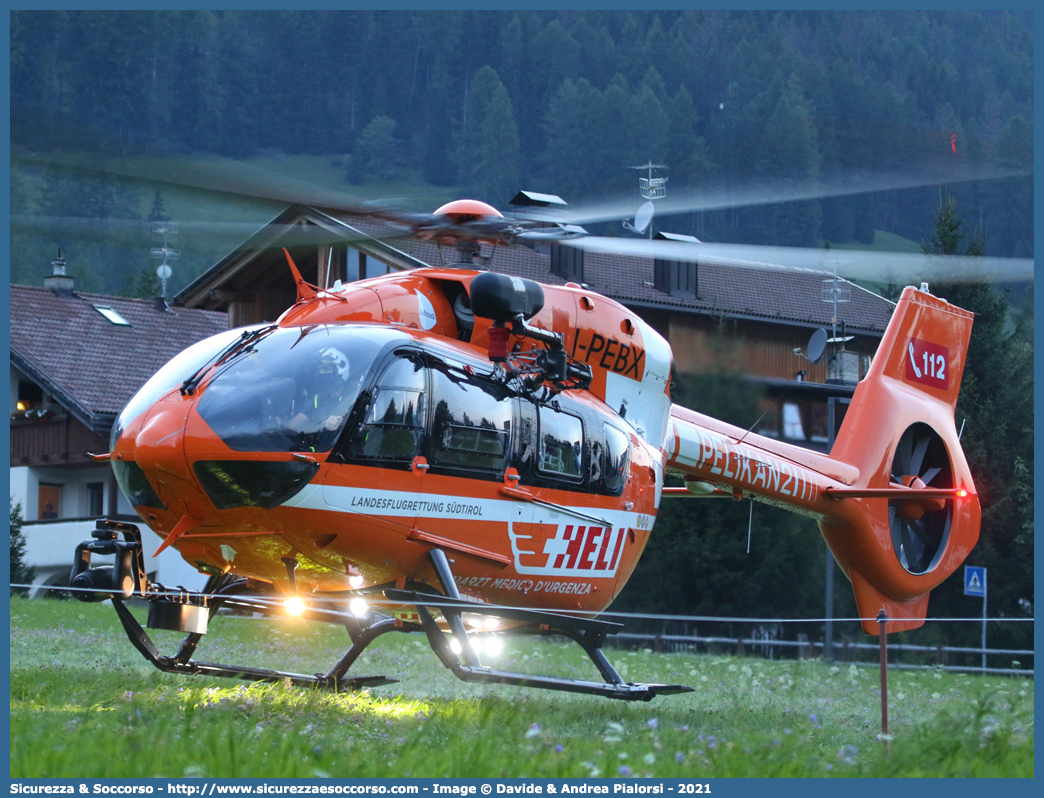 I-PEBX
118 Alto Adige
Airbus Helicopters EC145T2
PELIKAN 2
Base di Bressanone
(Variante)
Parole chiave: 118;Alto Adige;Bolzano;Bressanone;Airbus;Helicopters;EC145;T2;I-PEBX;Pelikan 2;Pelikan2;Elicottero;Elisoccorso