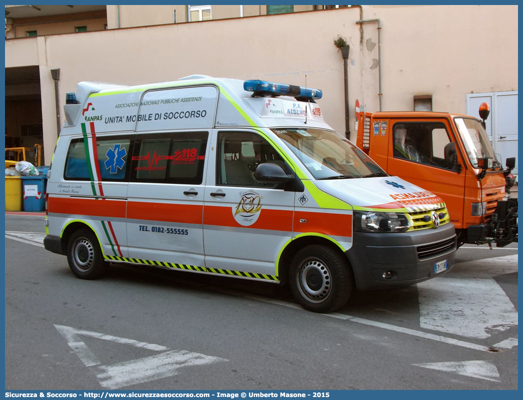 2046
P.A. Croce Bianca Albenga
Volkswagen Transporter T5 restyling
Allestitore Mariani Fratelli S.r.l.
Parole chiave: P.A.;PA;Croce;Bianca;Albenga;Volkswagen;Transporter;T5;Mariani