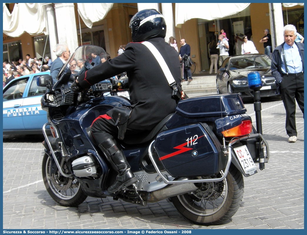 CC A2319
Arma dei Carabinieri
Bmw R850 RT
Parole chiave: CC;C.C.;Arma;dei;Carabinieri;Nucleo;Operativo;Radiomobile;Bmw;R850RT;R 850 RT;R;RT;850