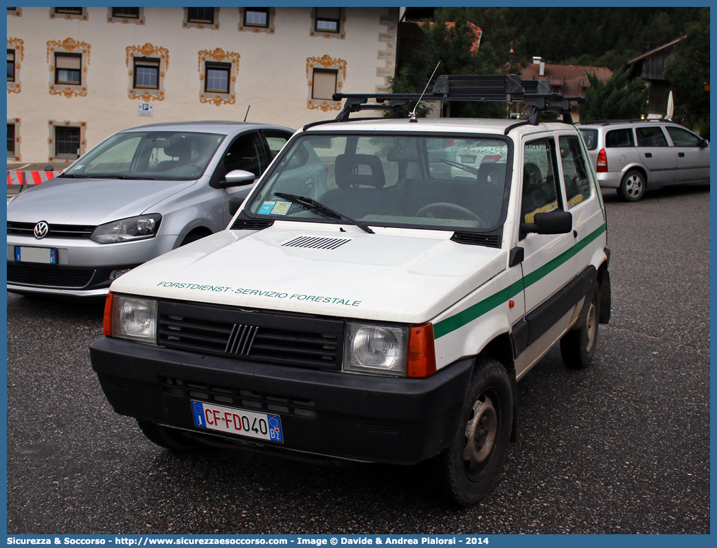 CF FD040
Corpo Forestale
Provincia Autonoma di Bolzano
Fiat Panda 4x4 II serie
