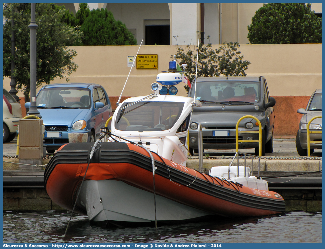 CP 714
Corpo delle Capitanerie di Porto
Guardia Costiera
Vedetta Costiera Classe 713
Arimar Solemar 32
Parole chiave: CP;C.P.;G.C.;GC;Guardia;Costiera;Capitaneria;Capitanerie;Porto;Vedetta;Vedette;Costiera;Costiere;Classe;713;Arimar;Solemar;32