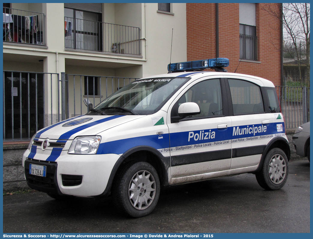 Polizia Locale YA726AJ
Polizia Municipale
Unione Montana Appennino Parma Est
Fiat Nuova Panda 4x4 I serie
Allestitore Cormar S.a.s.
Parole chiave: Polizia;Locale;Municipale;Parma Est;Langhirano;Lesignano de Bagni;Monchio delle Corti;Neviano degli Arduini;Palanzano;Tizzano Val Parma;Fiat;Nuova Panda;4x4;4 x 4;Cormar;YA726AJ;YA 726 AJ