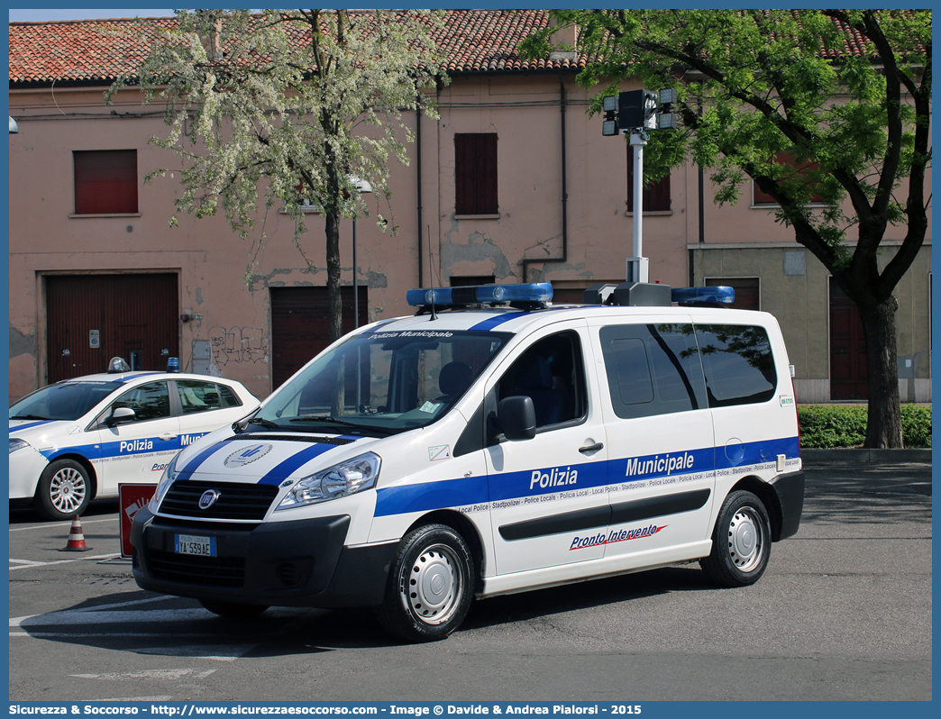 Polizia Locale YA539AE
Polizia Municipale
Unione Comuni della Bassa Romagna
Fiat Scudo IV serie
Allestitore Bertazzoni S.r.l.
Parole chiave: Polizia;Locale;Municipale;Bassa Romagna;Alfonsine;Bagnacavallo;Bagnara di Romagna;Conselice;Cotignola;Fusignano;Lugo;Massa Lombarda;Sant&#039;Agata sul Santerno;Sant Agata sul Santerno;Fiat;Scudo;Bertazzoni