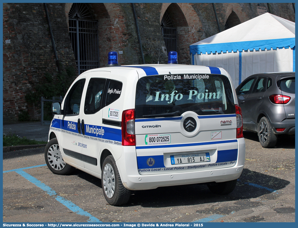 Polizia Locale YA813AJ
Polizia Municipale
Unione Comuni della Bassa Romagna
Citroen Nemo I serie
Allestitore Bertazzoni S.r.l.
Parole chiave: Polizia;Locale;Municipale;Bassa Romagna;Alfonsine;Bagnacavallo;Bagnara di Romagna;Conselice;Cotignola;Fusignano;Lugo;Massa Lombarda;Sant&#039;Agata sul Santerno;Sant Agata sul Santerno;Citroen;Nemo;Bertazzoni