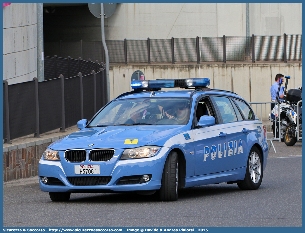 Polizia H5708
Polizia di Stato
Polizia Stradale
Bmw Serie 3 E90 Touring
Parole chiave: Polizia di Stato;Polizia;PS;Polizia Stradale;BMW;Serie 3;E90;Touring