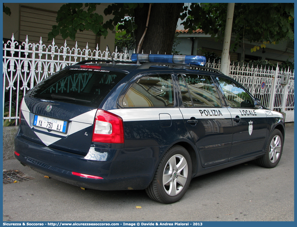 Polizia Locale YA730AJ
Polizia Locale
Comune di Trento
Skoda Octavia Wagon III serie
Allestitore Focaccia Group S.r.l.
Parole chiave: Polizia;Locale;Municipale;Trento;Skoda;Octavia;Wagon;Station;SW;S.W.;Focaccia