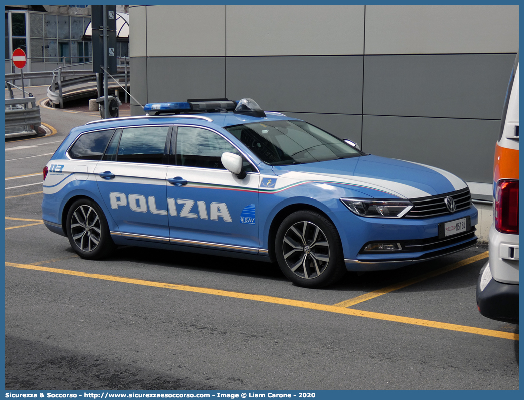 Polizia M3184
Polizia di Stato
Polizia Stradale
Società Autostrade Valdostane S.p.A.
Volkswagen Passat Variant VI serie
Parole chiave: Polizia di Stato;Polizia Stradale;Società Autostrade Valdostane S.p.A.;S.A.V.;SAV;Volkswagen;Vw;Passat