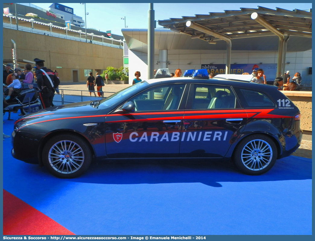 CC DI535
Arma dei Carabinieri
Alfa Romeo 159 Sportwagon
Parole chiave: CC;Arma;dei;Carabinieri;Alfa;Romeo;159;Sportwagon;CI;535