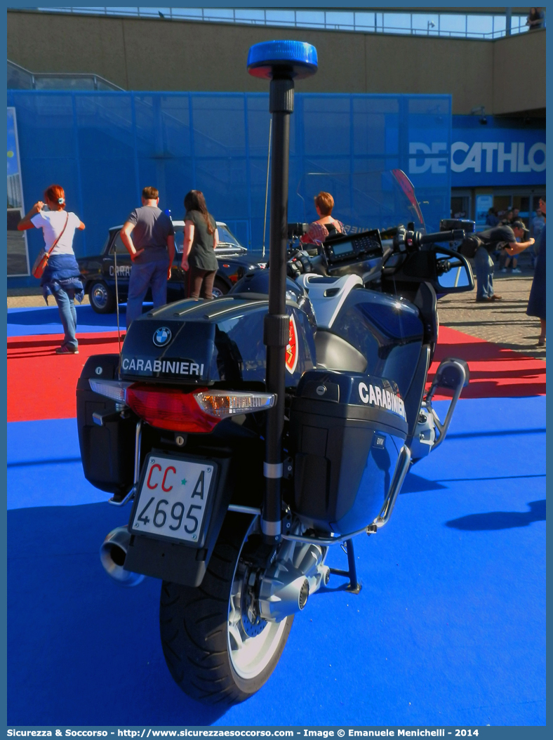 CC A4695
Arma dei Carabinieri
Bmw R1200 RT
(Stemma Bicentenario)
Parole chiave: CC;C.C.;Arma;dei;Carabinieri;Nucleo;Operativo;Radiomobile;Bmw;R1200RT;R 1200 RT;R;RT;1200